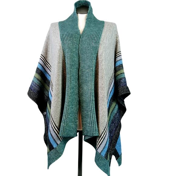 CAbi 3846 SZ M/L Windchill Wrap Limited Edition 2019 - Picture 2 of 7